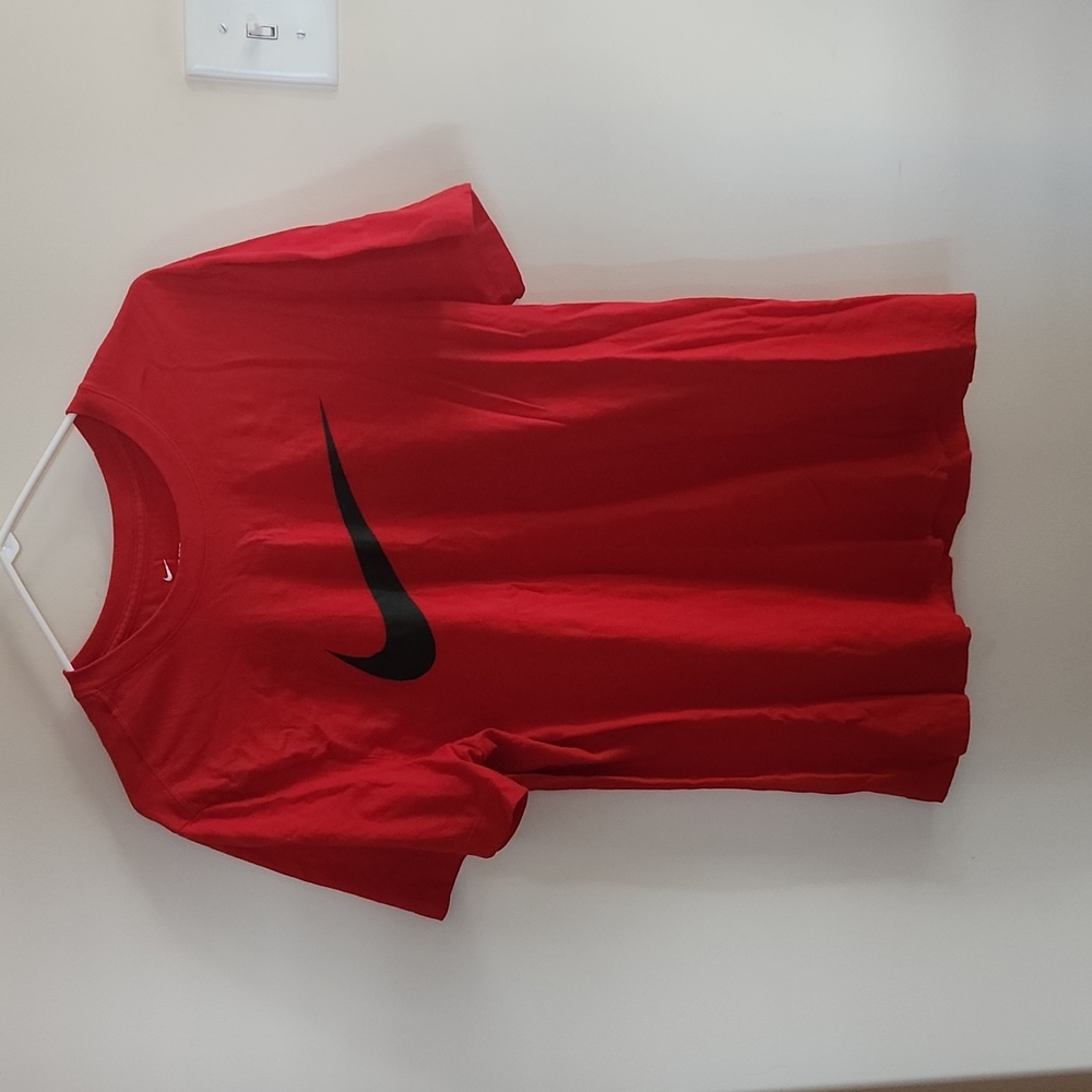 Nike tshirt men's